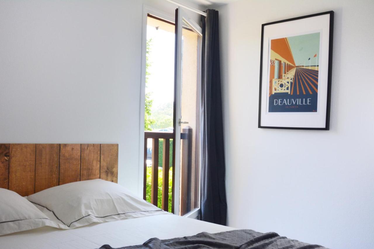 Cottage With Large Garden 15 Minutes Walk From The Beach Villers-sur-Mer Kültér fotó
